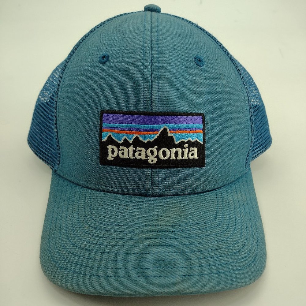 Patagonia Fitz Roy Classic Logo Blue Mesh Trucker Snapback Hat